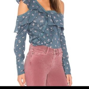 🆕 PAIGE floral assymetrical top
